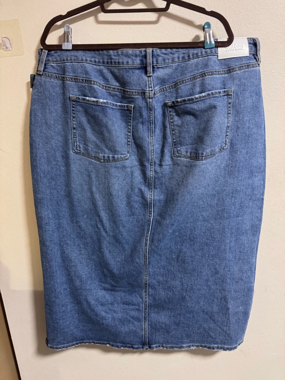 Edited by Remi Bader 18W Light Wash Denim Midi Skirt Raw Hem Side Slit NWT - Picture 6 of 6